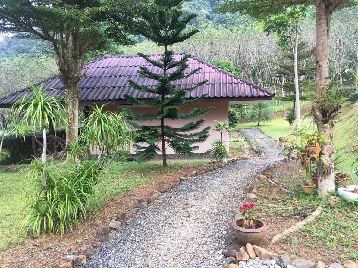 Khao Sok Hill Top Resort Khao Sok National Park Esterno foto
